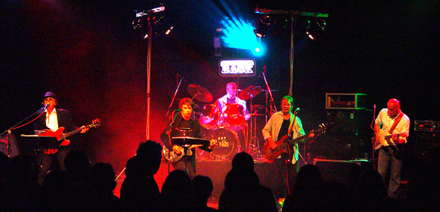 dlb_agora_2004